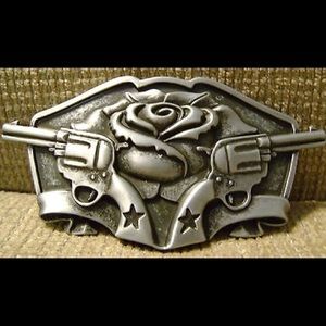 Famous Star and Straps belt buckle